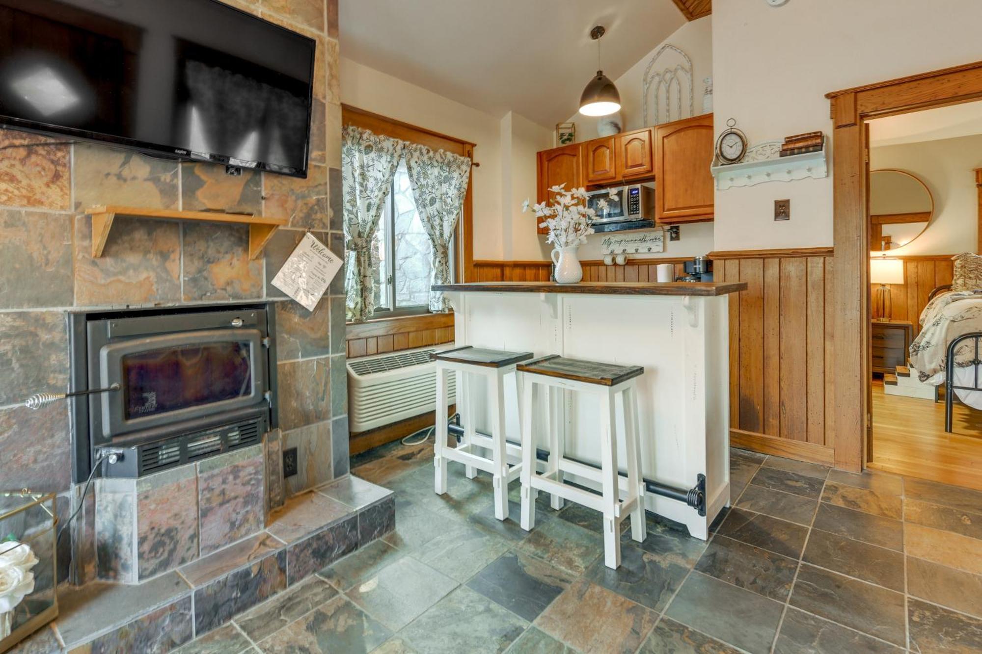 Bryson City Vacation Rental With Pool And Hot Tub! Exterior photo