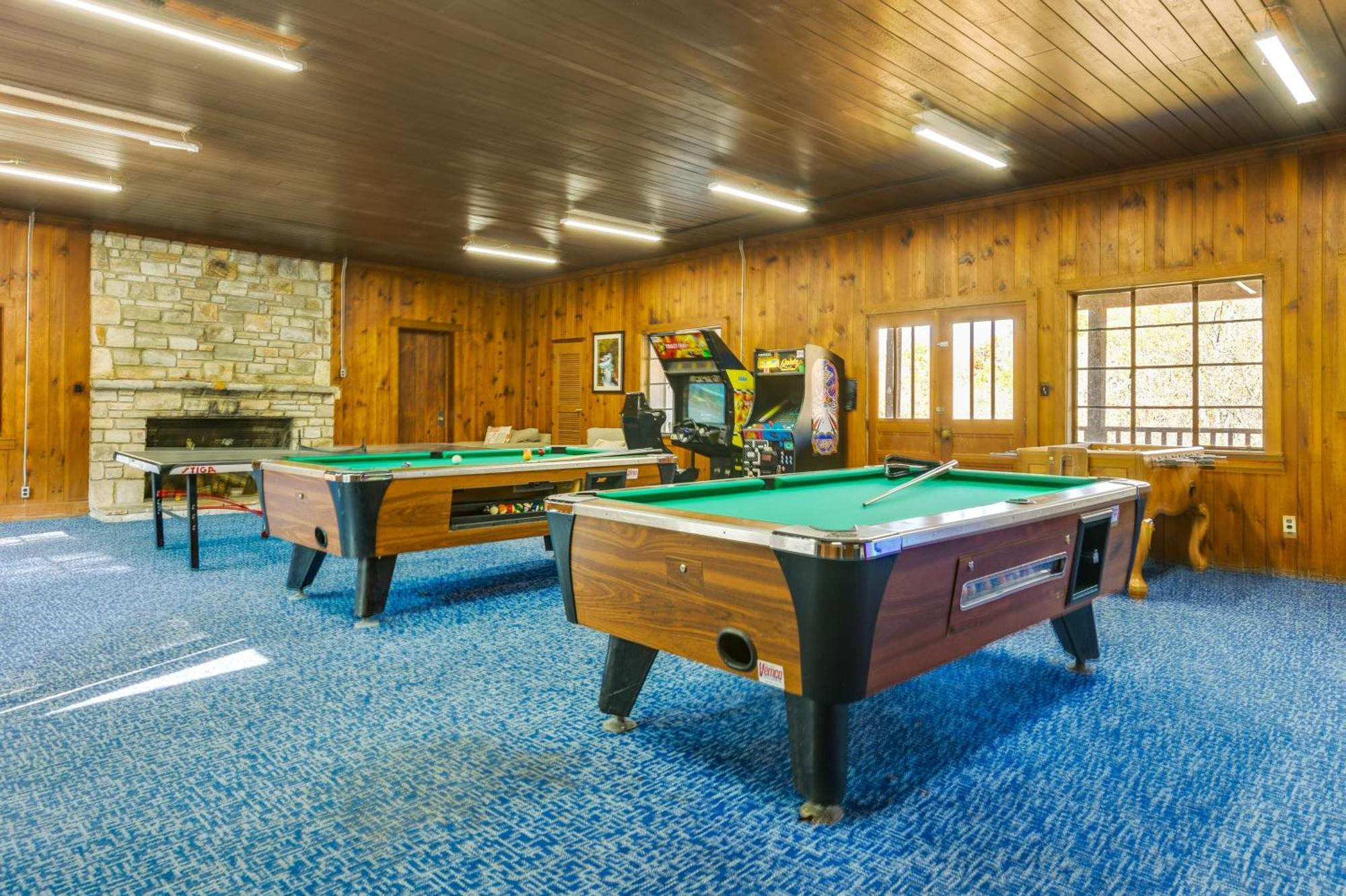 Bryson City Vacation Rental With Pool And Hot Tub! Exterior photo