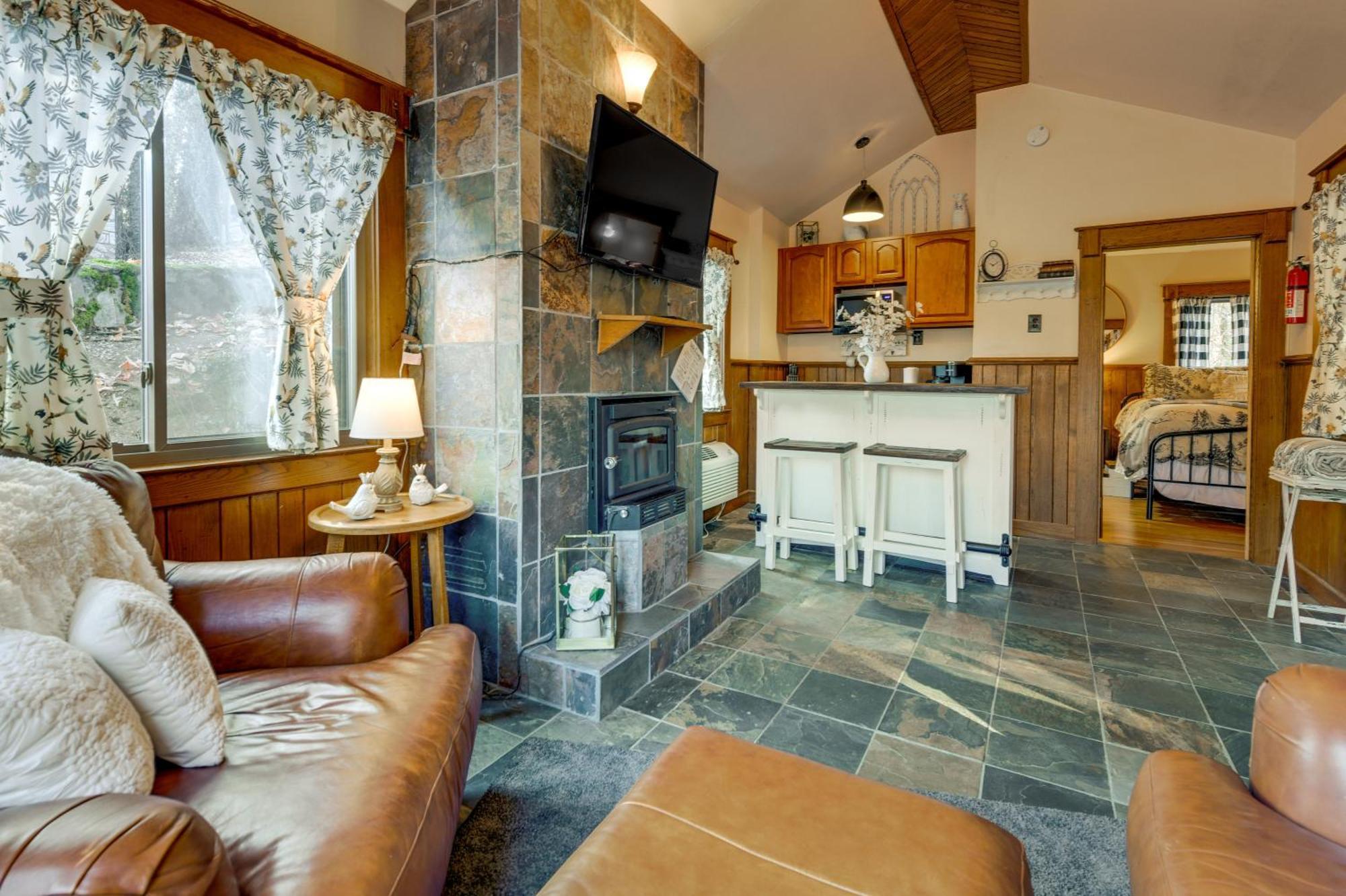 Bryson City Vacation Rental With Pool And Hot Tub! Exterior photo